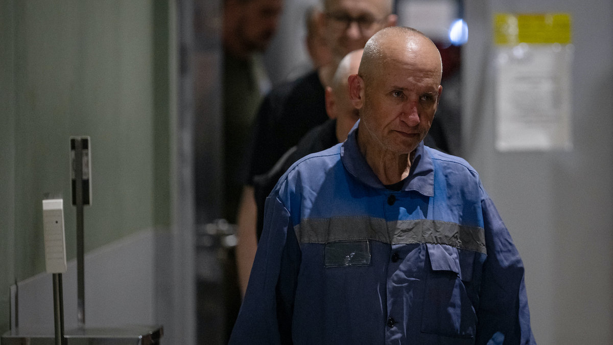 PRIEST PRISONER RETURNS TO UKRAINE