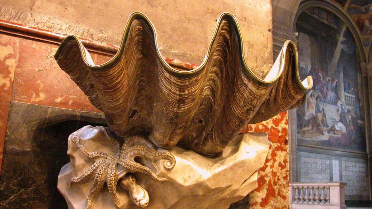 benitier-saint-sulpice-Paris.jpg