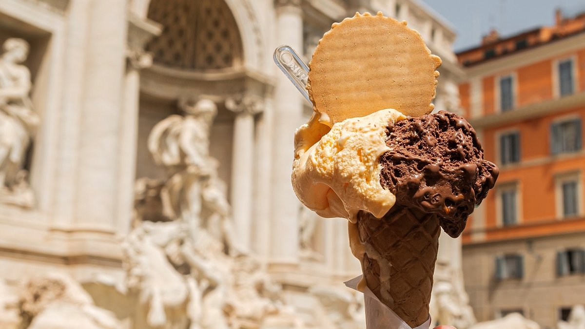 Gelato at Trevi Fountain