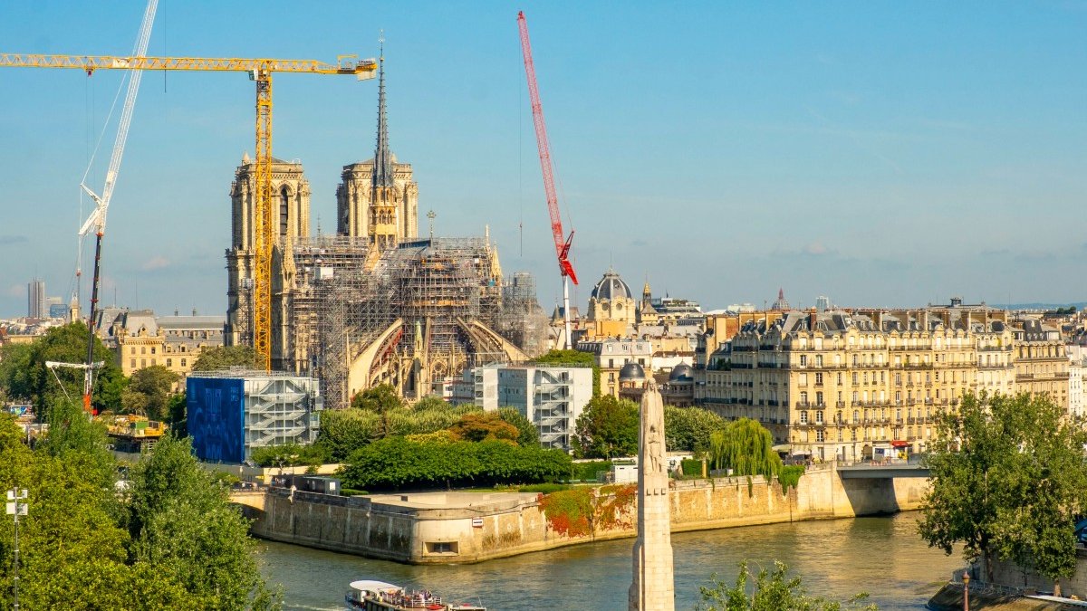 SAINTE-GENEVIEVE-NOTRE-DAME-DE-PARIS-024_4821143.jpg