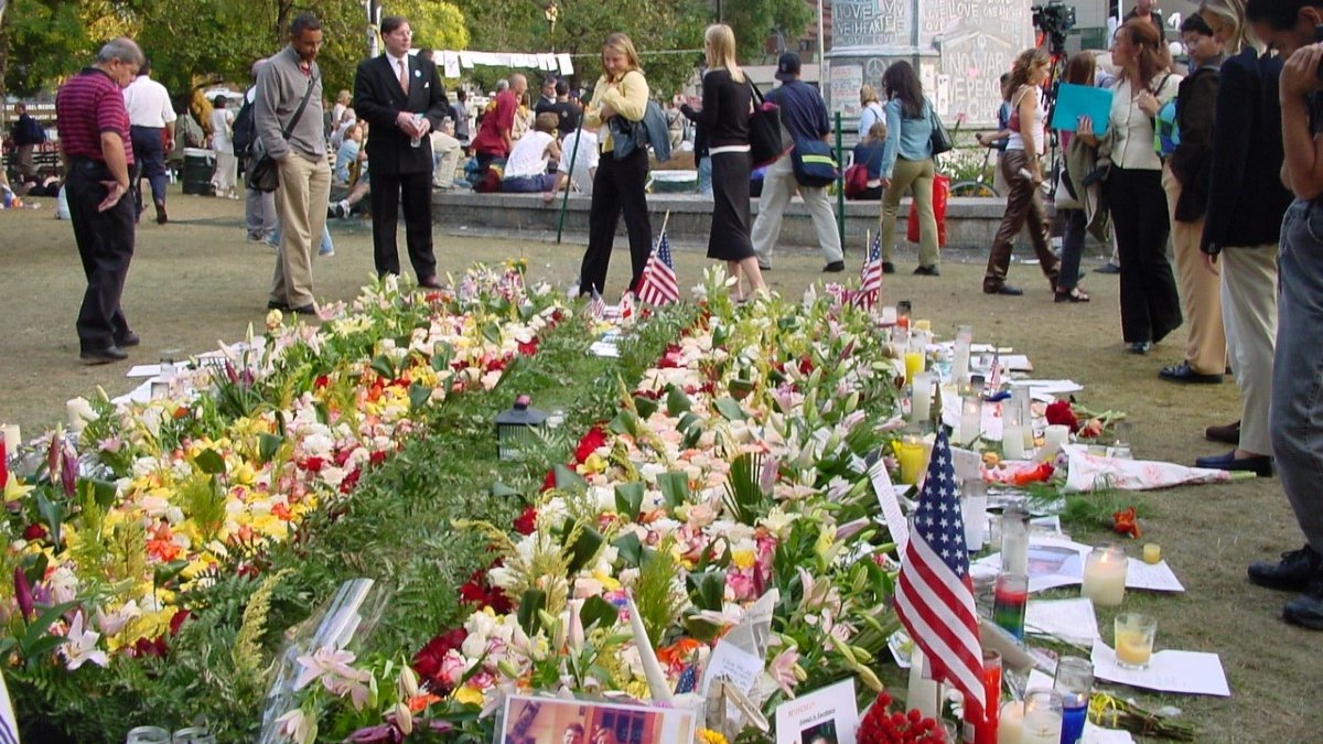 9/11 memorial in Union Square, NYC on September 17, 2001