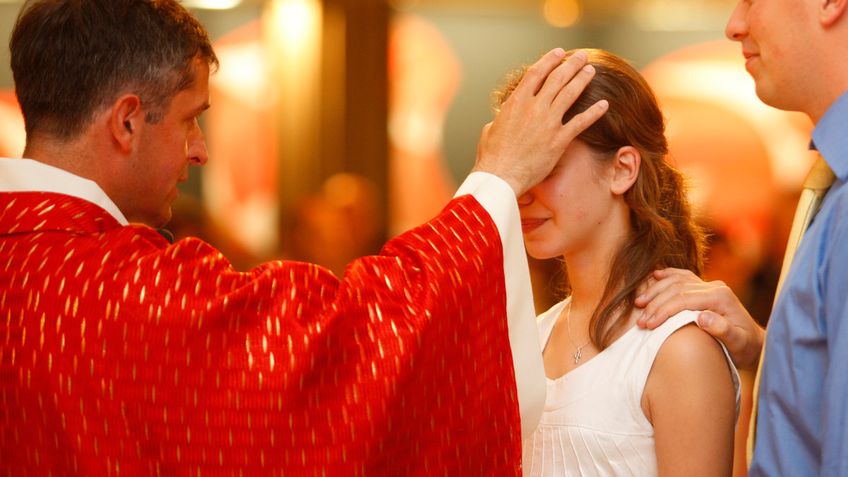 SACREMENT-CONFIRMATION-GODONG