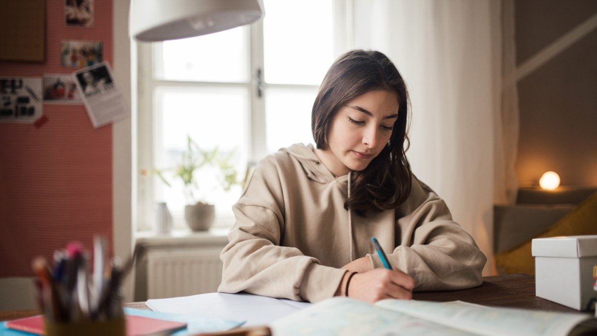 teenager-working-shutterstock_2293091999.jpg