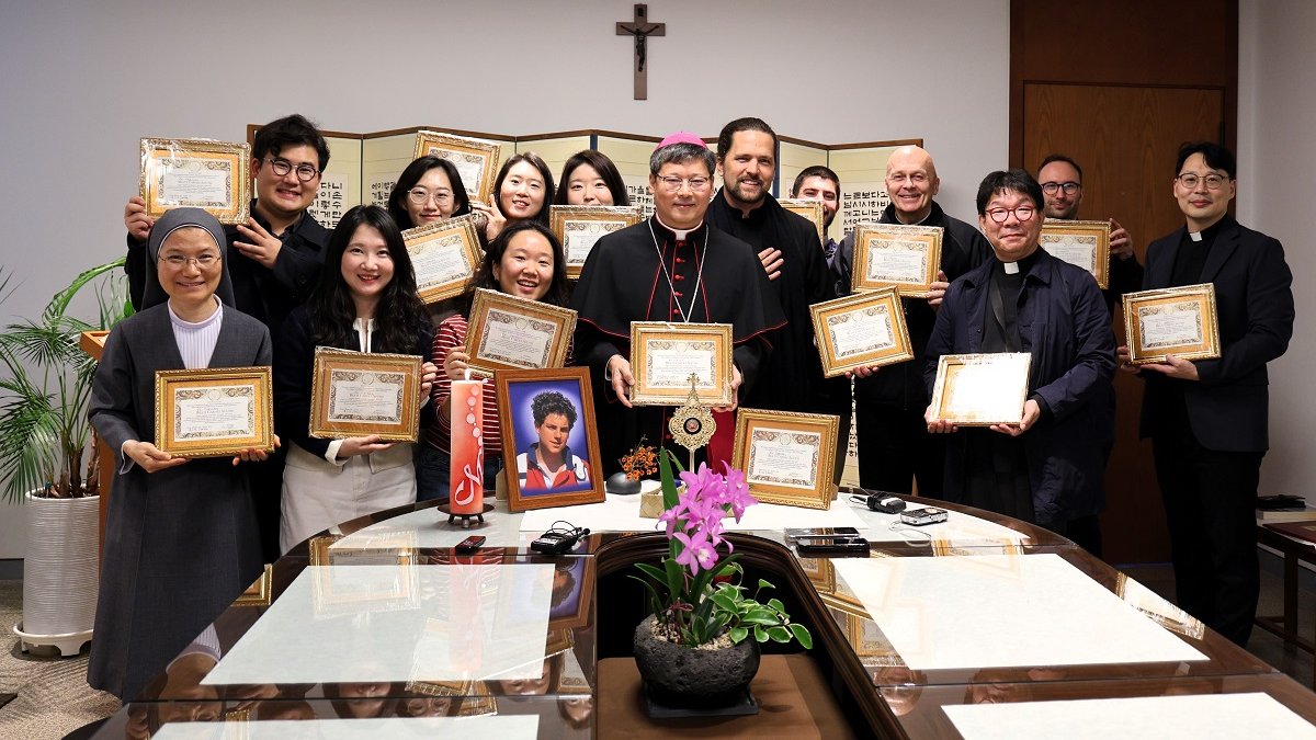 Seoul Archdiocese receives relics of Blessed Carlo Acutis