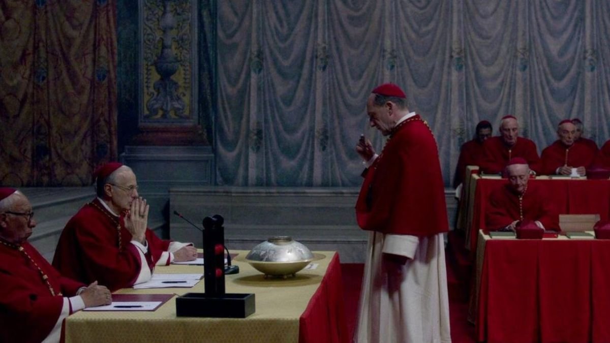ralph-fiennes-conclave-film-imdb