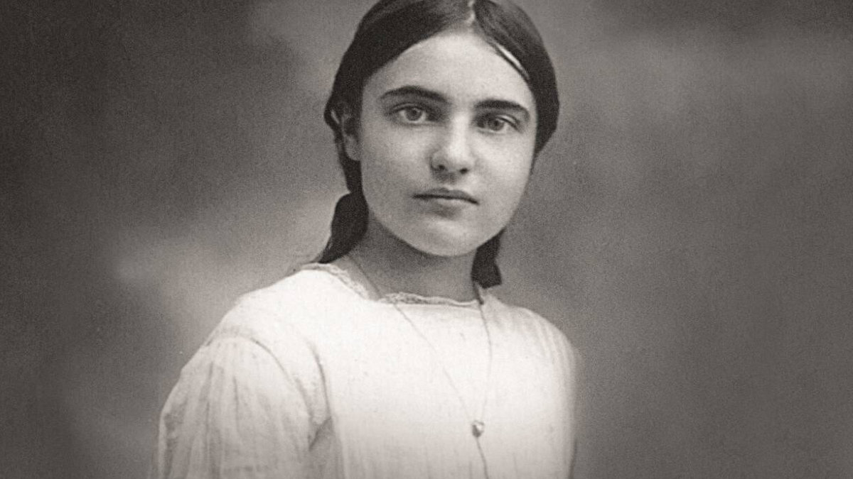 YVONNE-AIMEE-DE-MALESTROIT.jpg