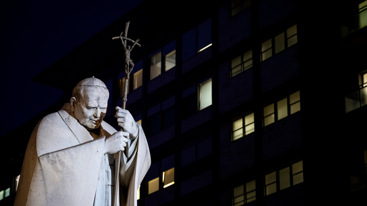 ITALY-VATICAN-POPE-HEALTH-GEMELLI-HOSPITAL