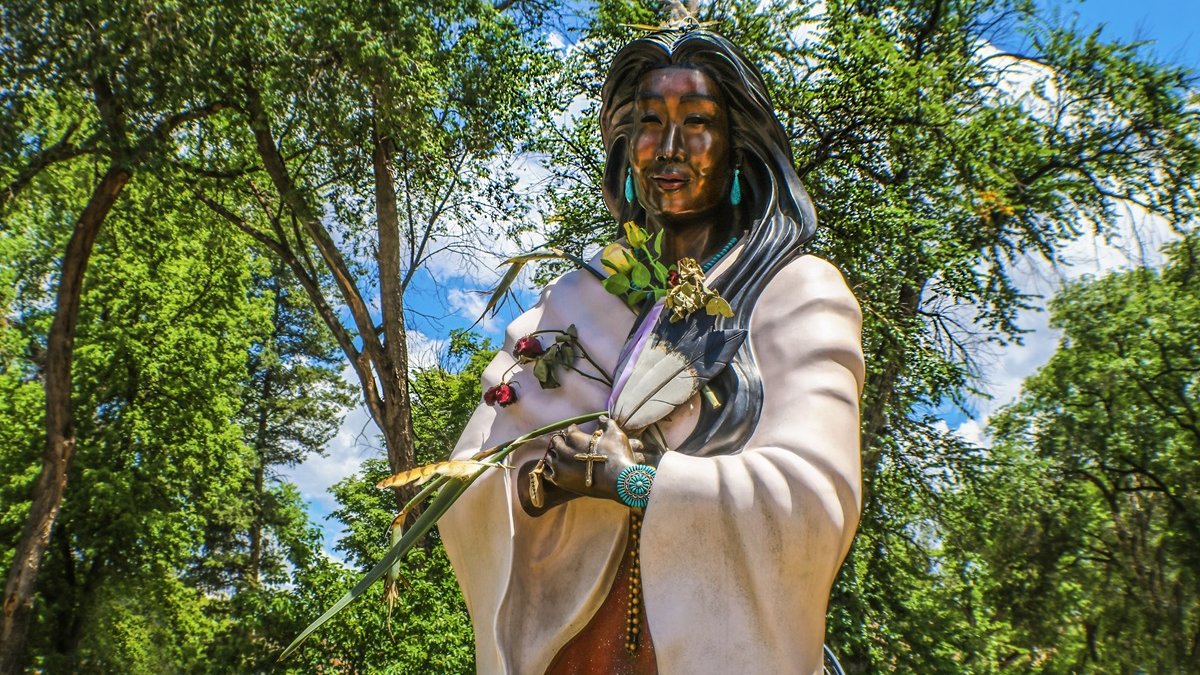 St. Kateri Tekakwitha statue