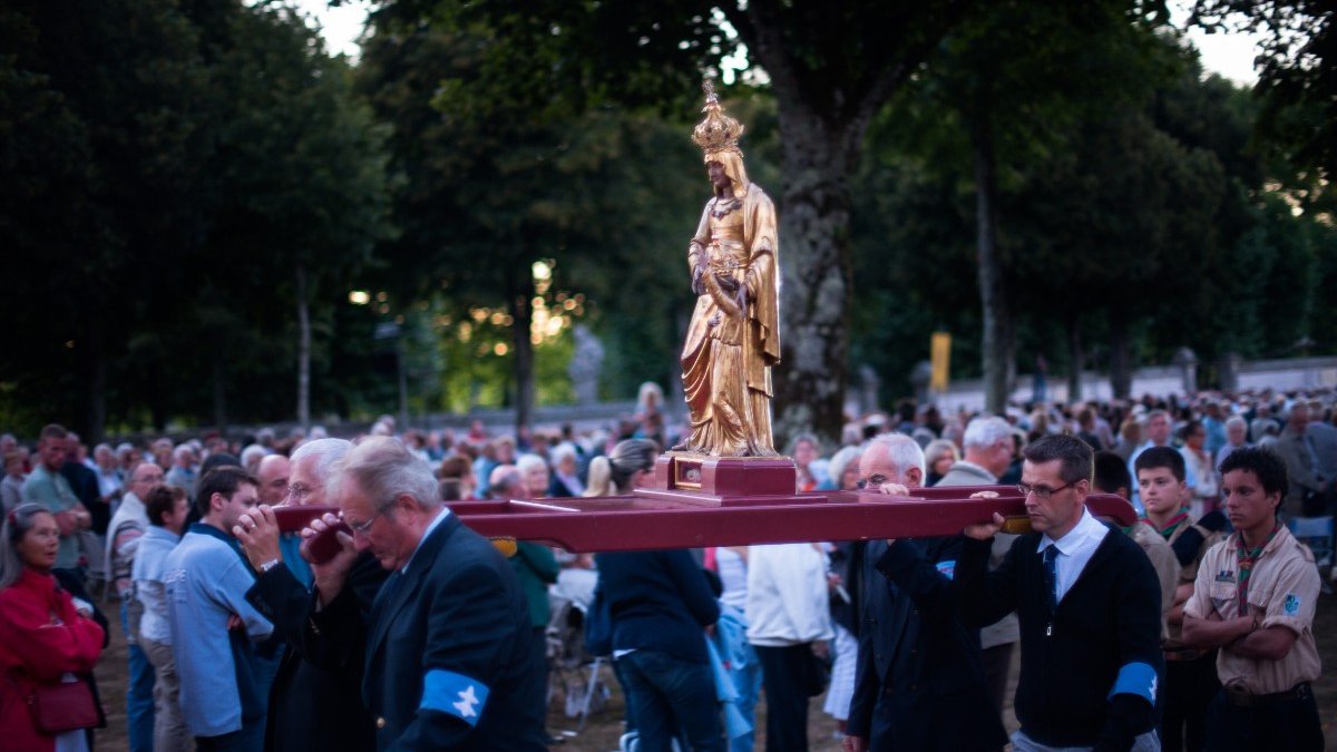 PARDON-SAINTE-ANNE-AURAY-CIRIC.jpg