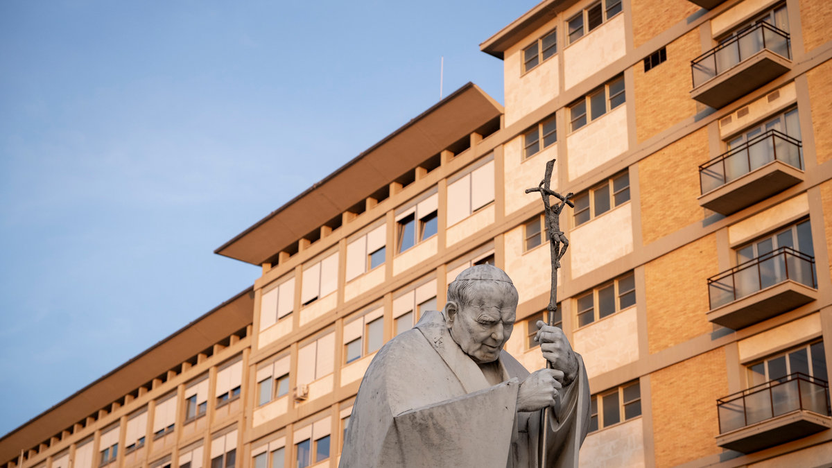 POPE-HEALTH-GEMELLI-HOSPITAL