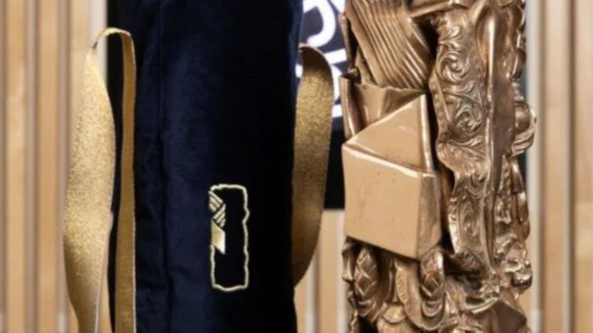 Trophee-pochette-Cesar-atelier-Bakhita-.jpg