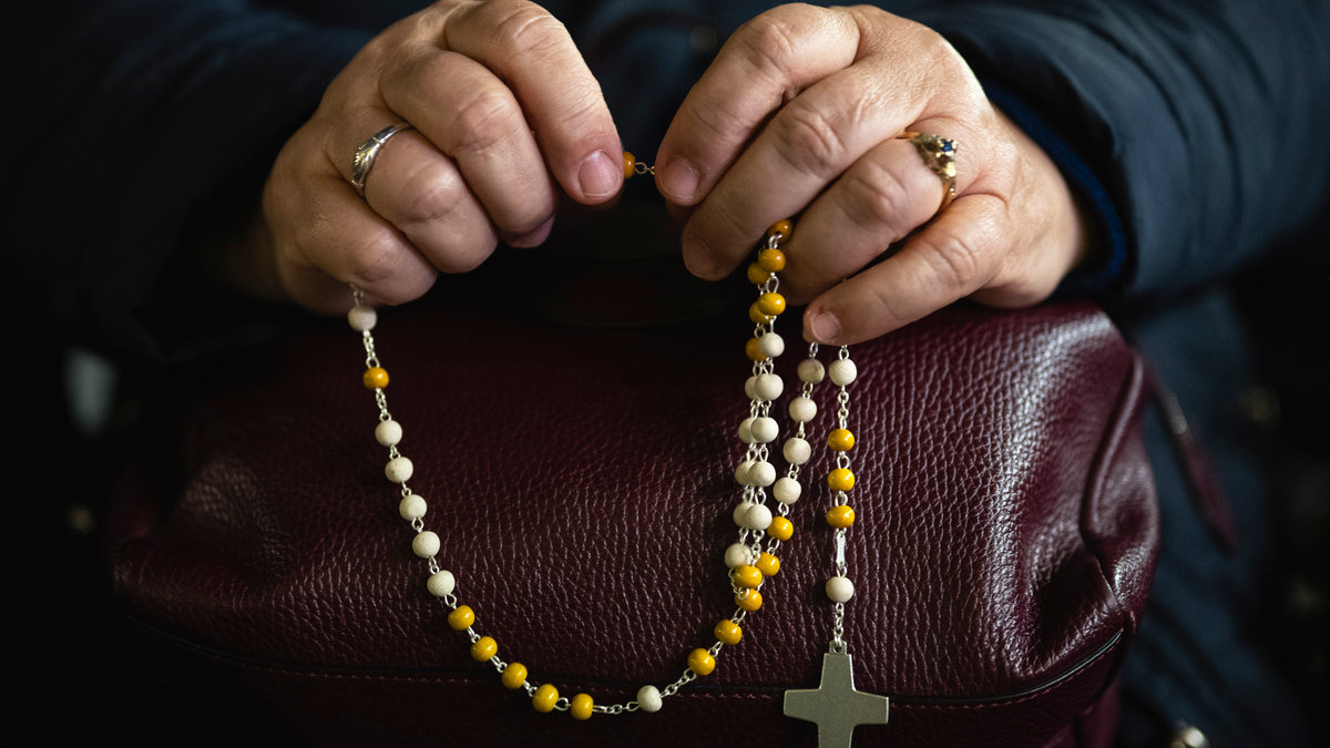 Praying the Rosary