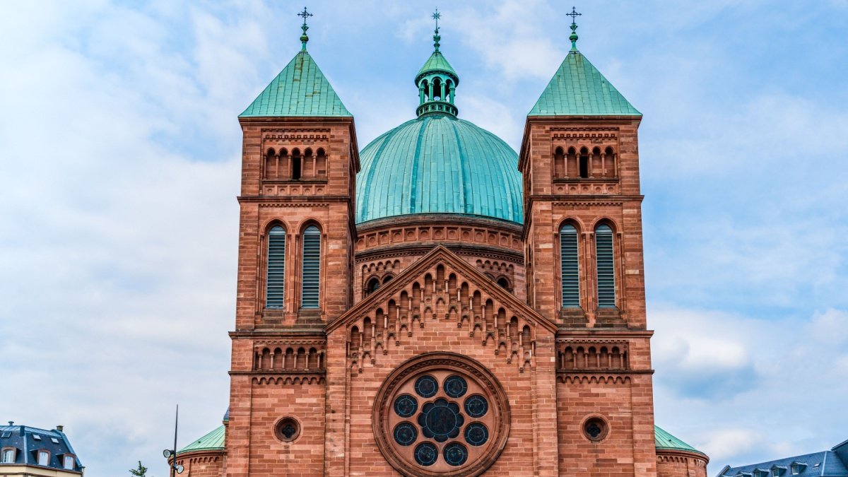 eglise-saint-pierre-le-jeune-strasbourg.jpg