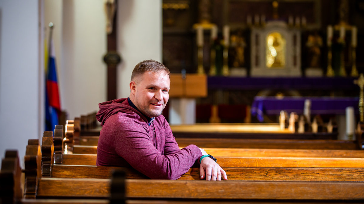 gasper otrin; priest