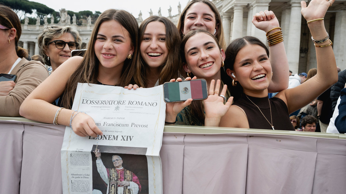 POPE-LEONE-XIV-REGINA-CAELI-MAY11-2025