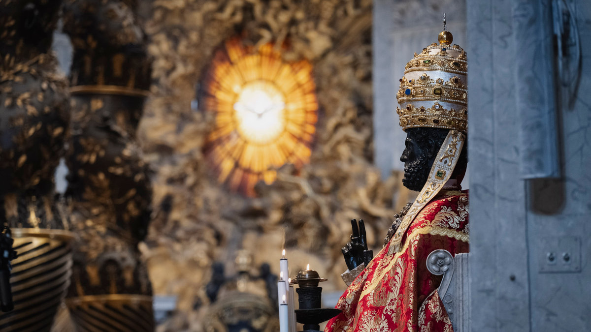 pope-leo-xiv-holy-mass-saints-peter-paul-feast-pallium-vatican-antoine-mekary-aleteia-am_2608.jpg