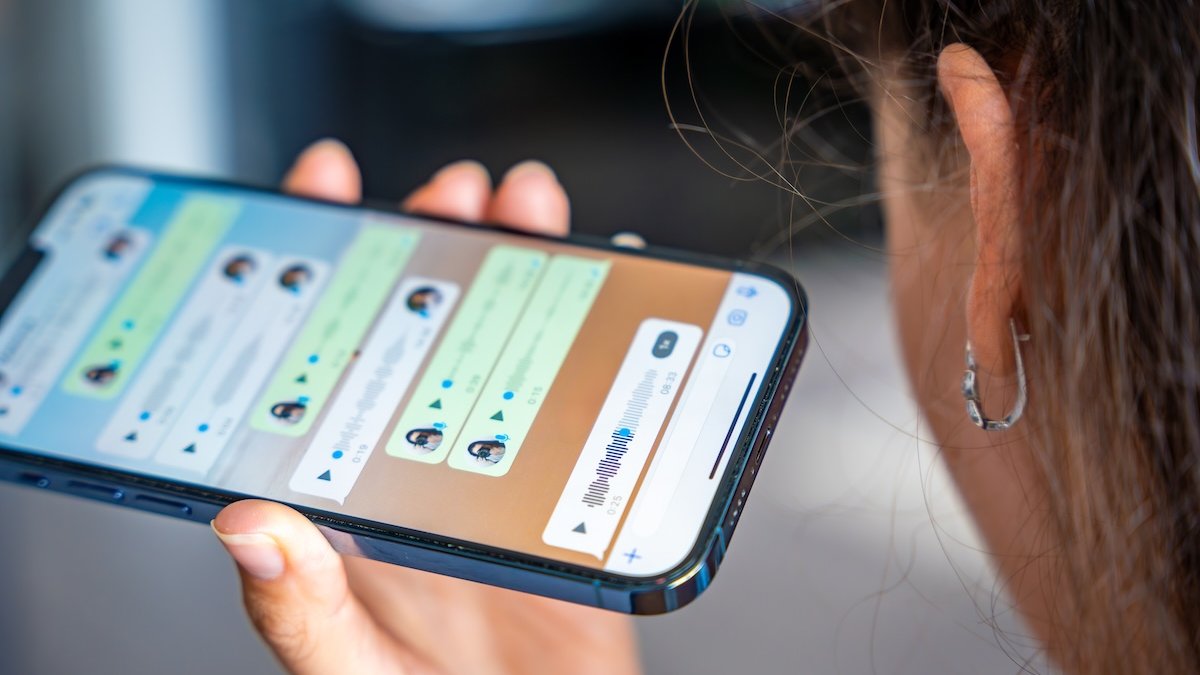 Voice message WhatsApp phone media