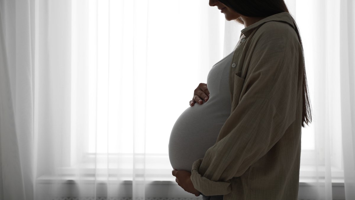 FEMME-ENCEINTE-GROSSESSE-shutterstock