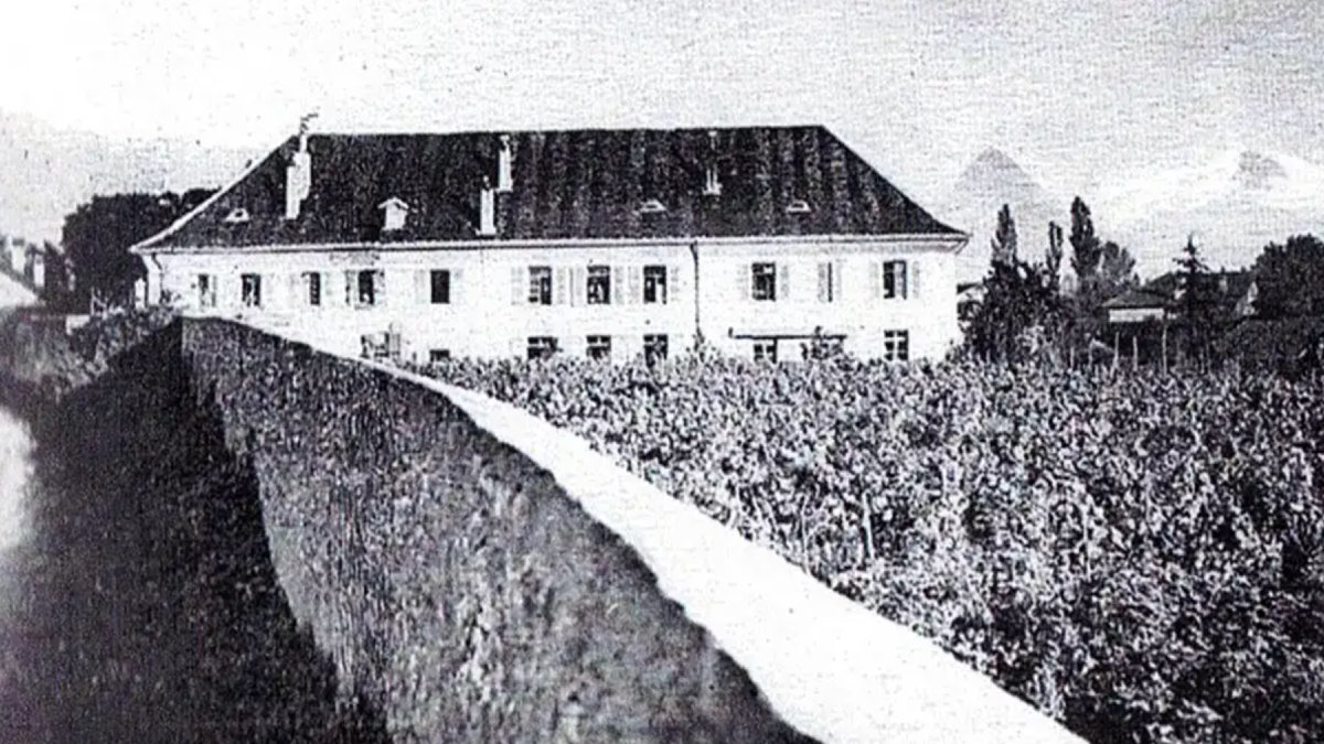 JUVENAT-VILLE-LA-GRAND.jpg