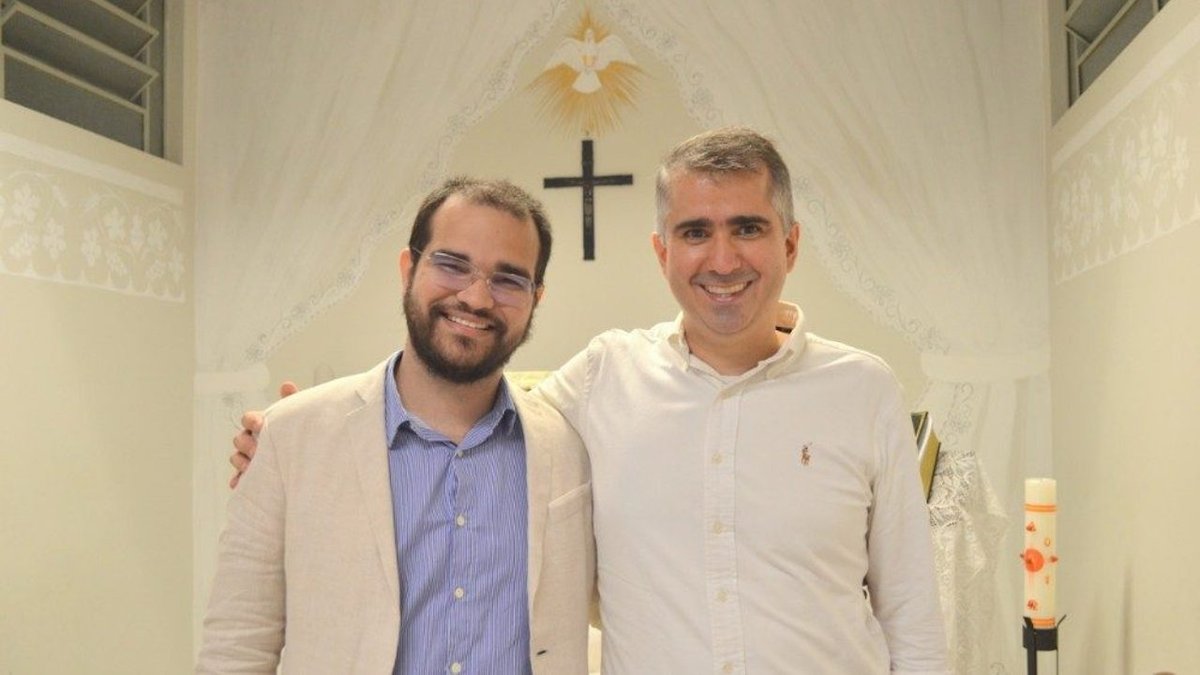 Eduardo Faria e padrinho de crisma