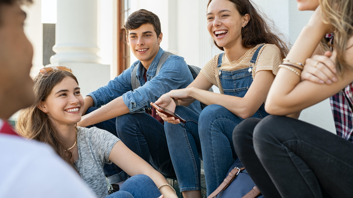 Cinq conseils à donner aux adolescents pour identifier de bons amis