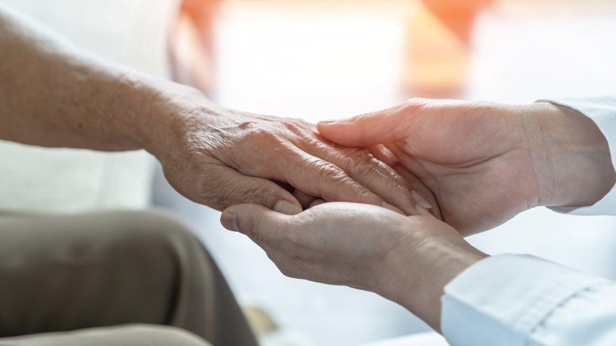 Arthritis or parkinson disease elderly patient