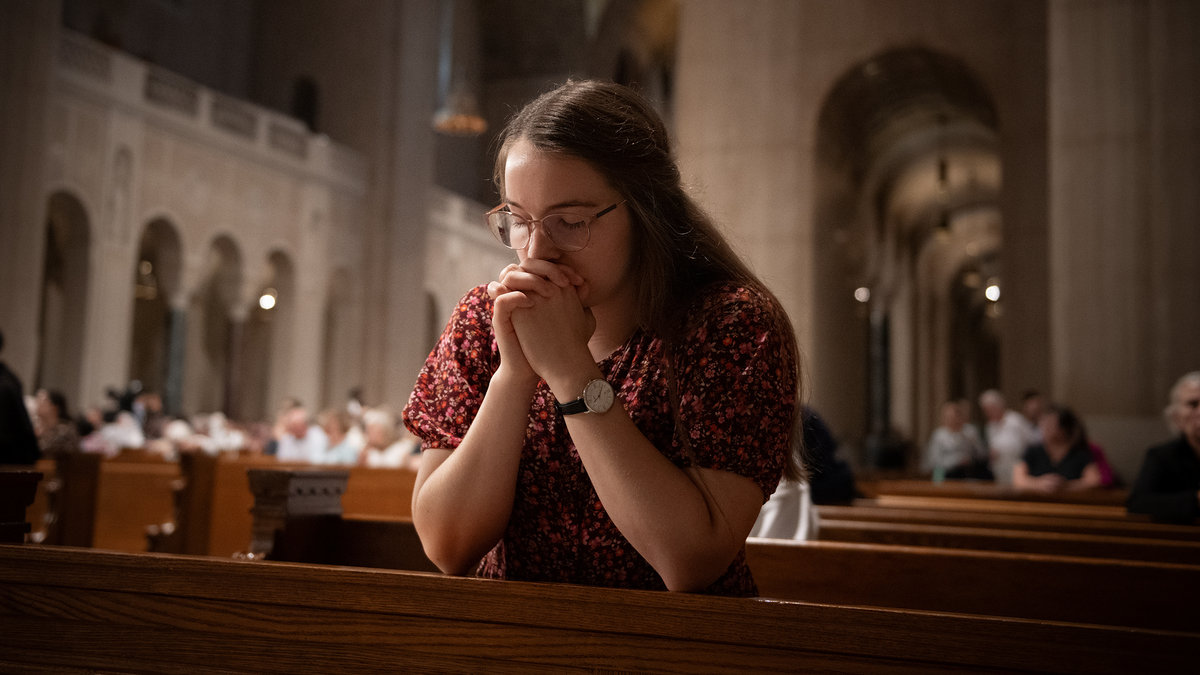 FB-LI-Dominican-Rosary-Pilgrimage-2025-Jeffrey-Bruno_014.jpg