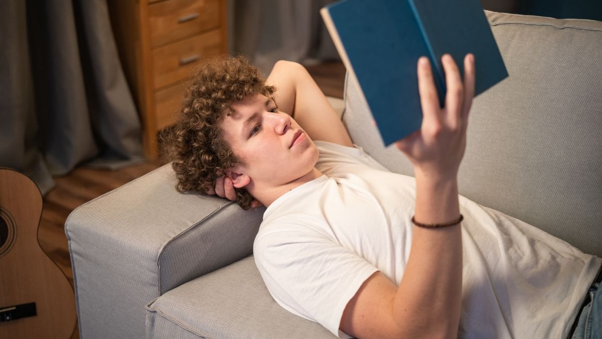 LIVRE-ADOLESCENT.jpg