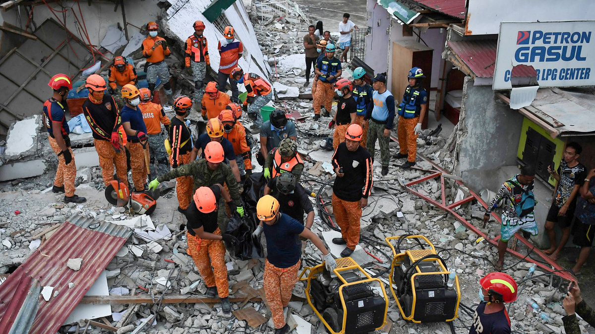 phillipines-earthquake.jpg