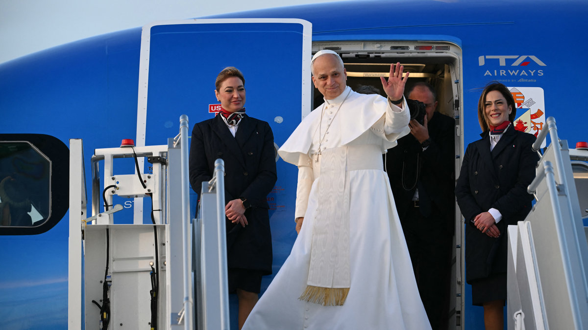 PAPE-LEON-XIV-AVION-AFP