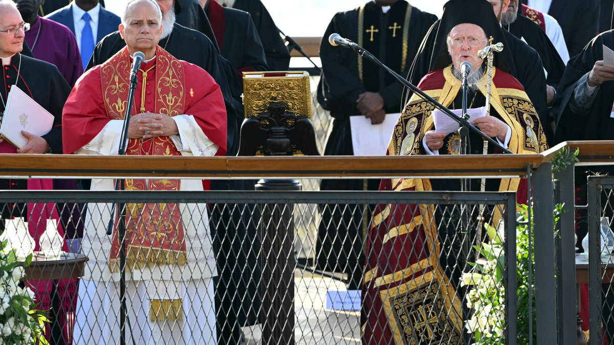 pope-leo-xiv-and-patriarch-bartholomew-i-of-constantinople