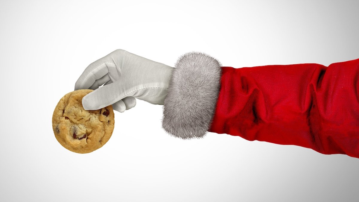 santa-deposits-cookie.jpg