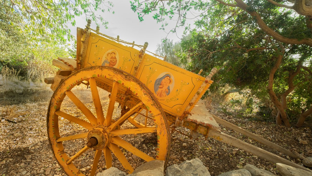 Traditional sicilian cart, cave Mangiapane in Custonaci, Trapani, Sicily, Italy