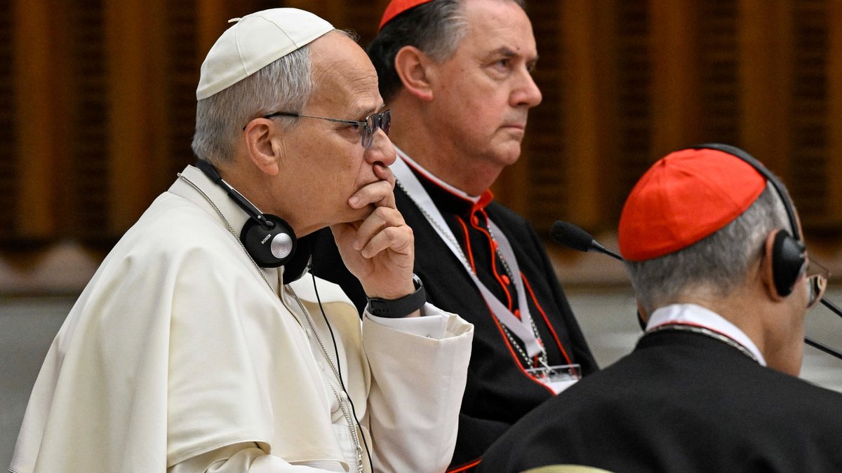 papa-leo-xiv-first-extraordinary-consistory-vatican-jan-7-2026