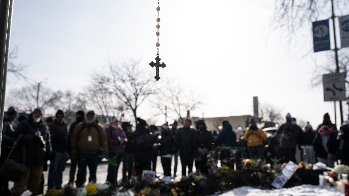 pretti-memorial.jpg