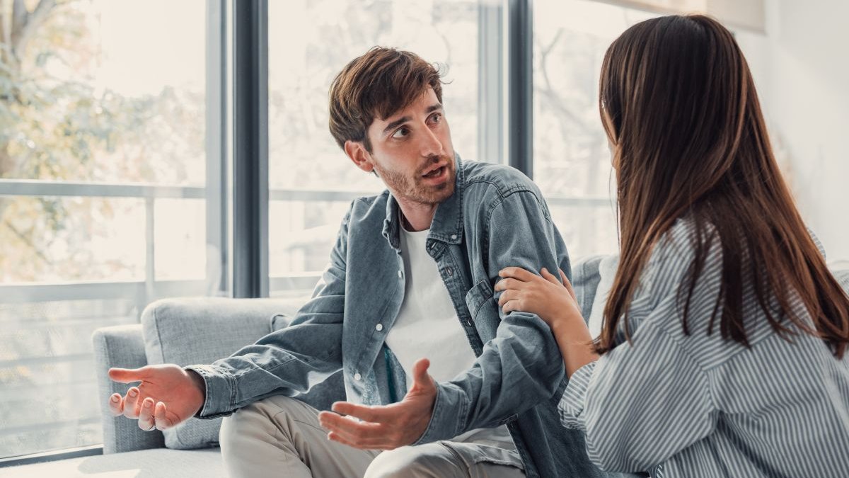 couple-arguing