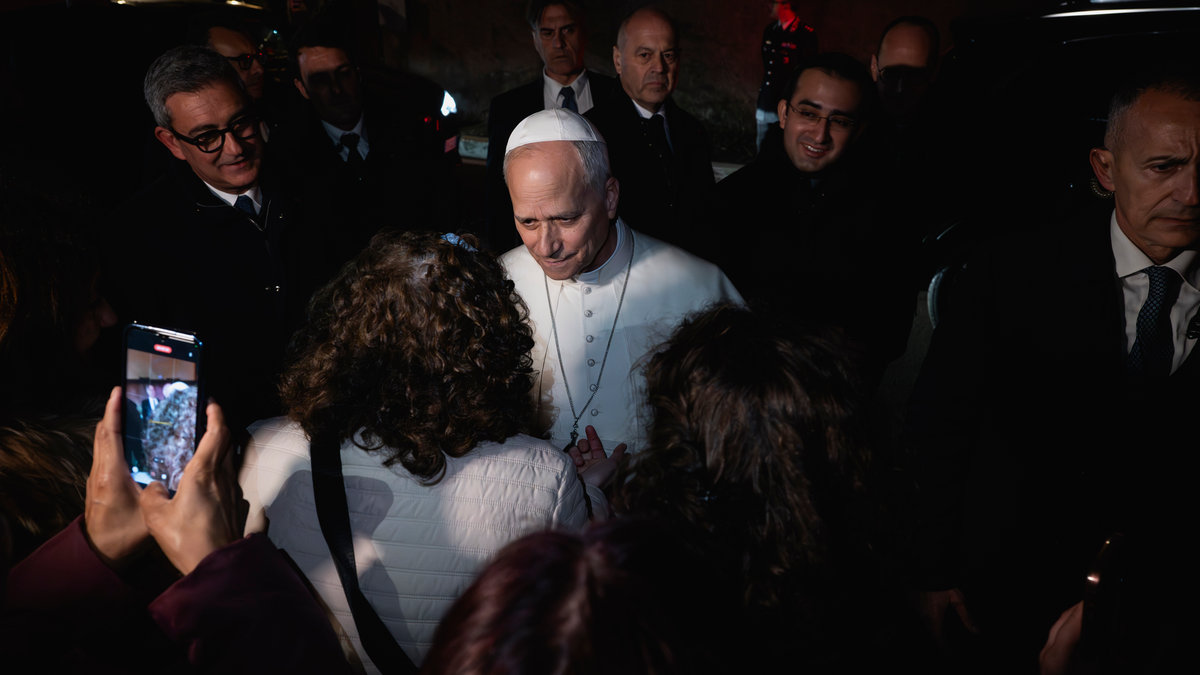 pope-leo-xiv-journalists-faithful-castel-gandolfo-tuesday-march-3-2026