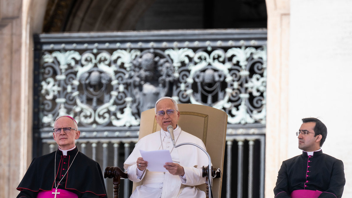 pope-leo-xiv-general-audience-st-peters-square-vatican