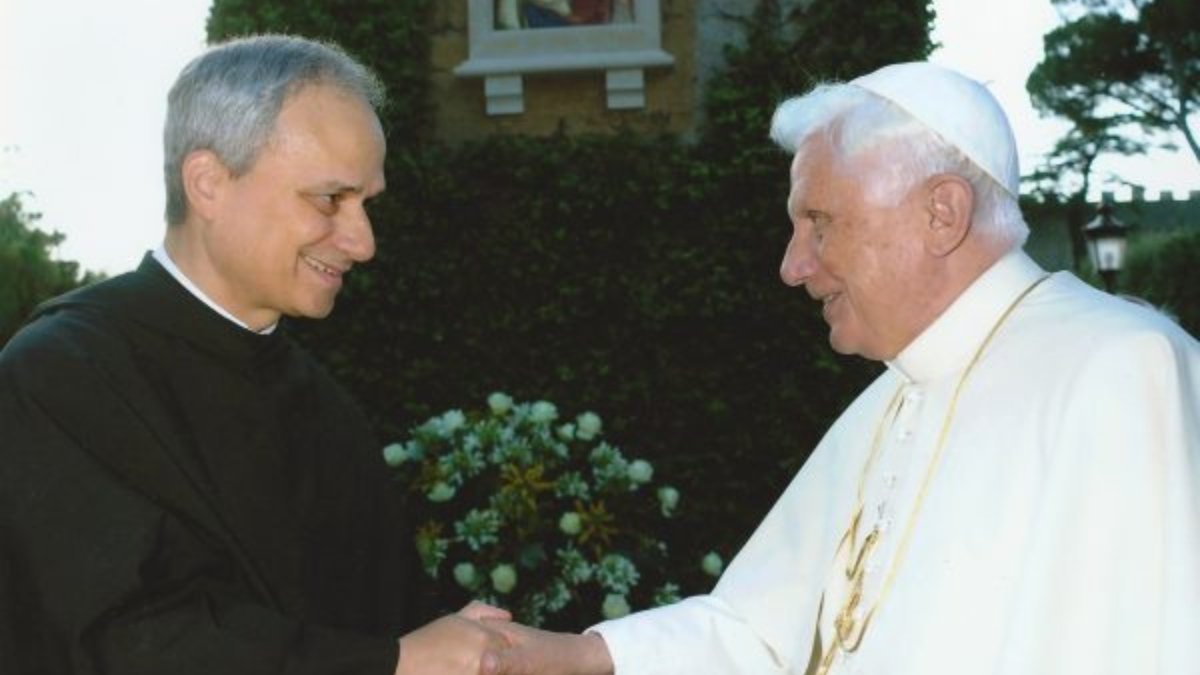 Robert-Prevost-x-Benedict-XVI.jpg