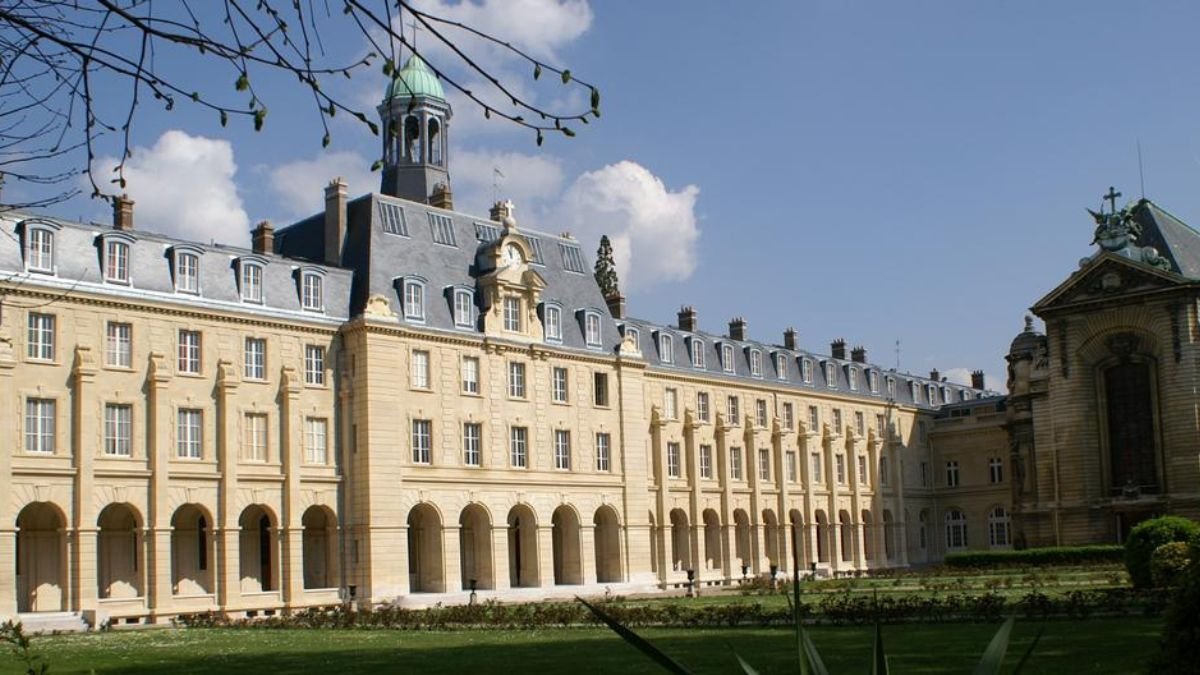 Seminaire-St-Sulpice.jpg
