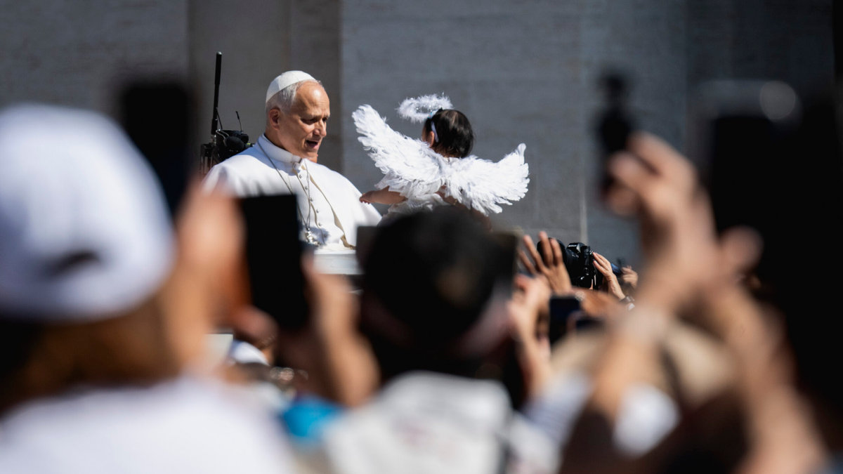 pope-leo-xiv-audience-june17-2026-child-baby