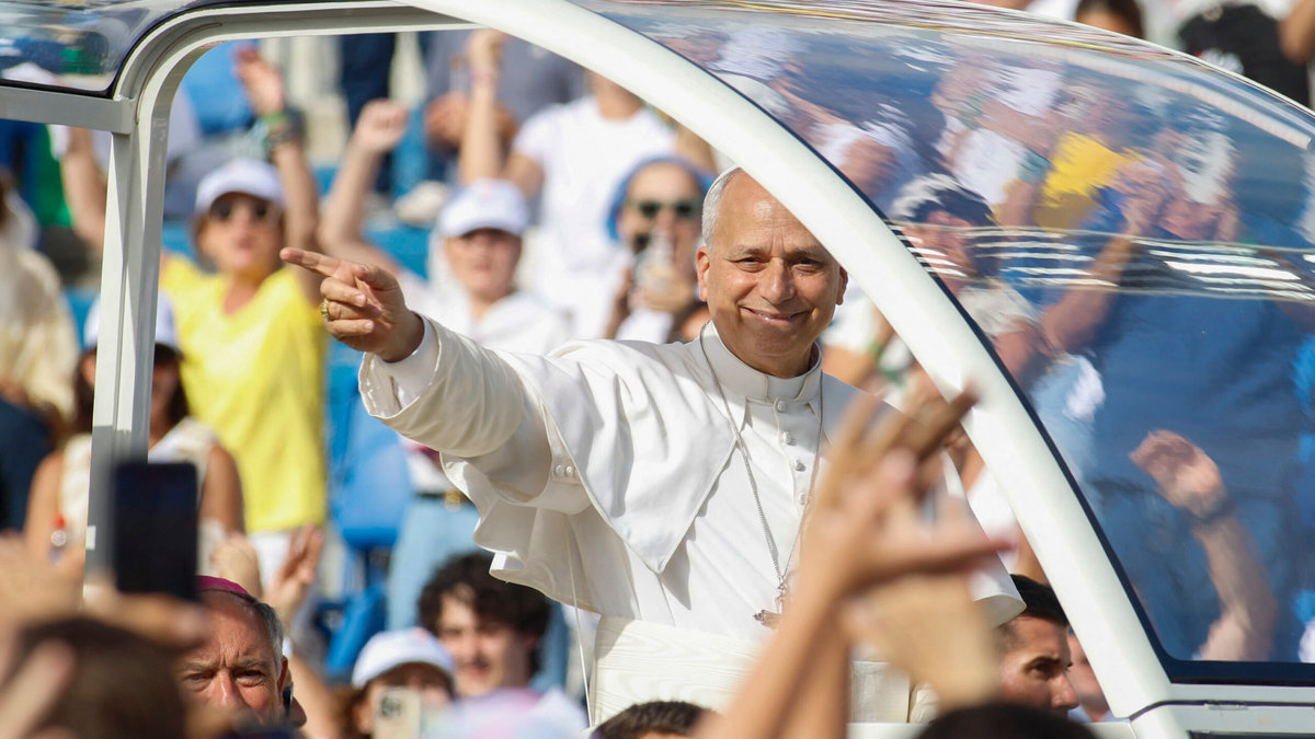 pope-leo-xiv-holy-mass-gran-canaria-stadium-las-palmas-canary-island-gran-canaria