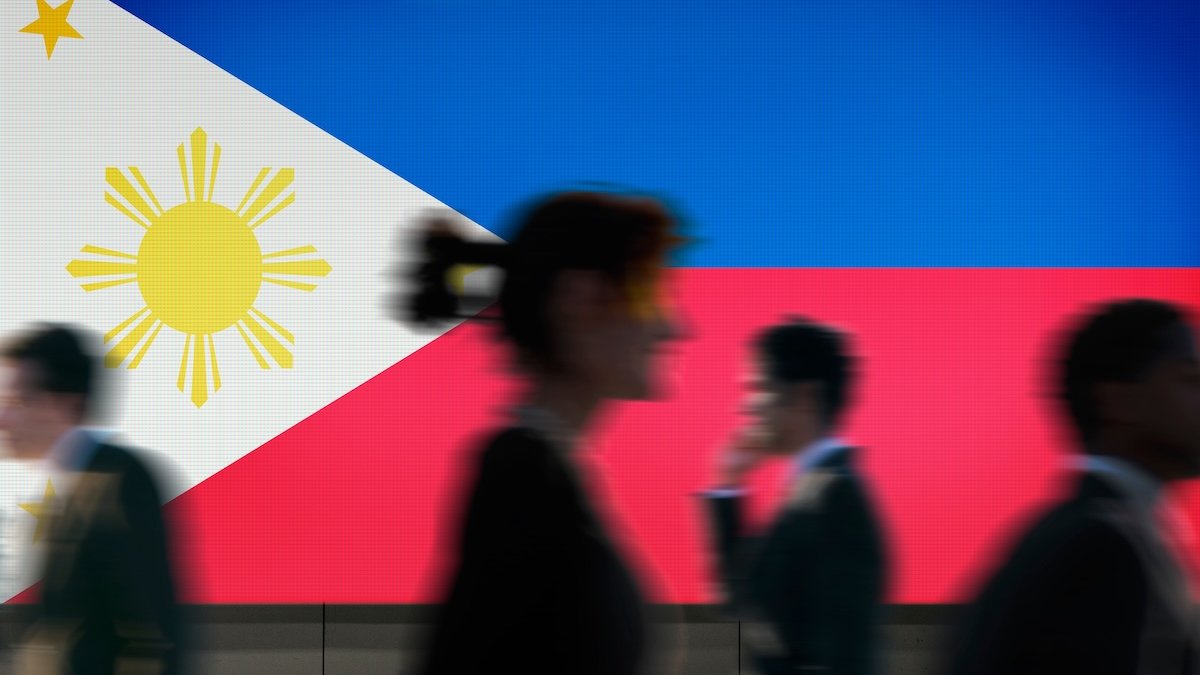 filipino-flag.jpg