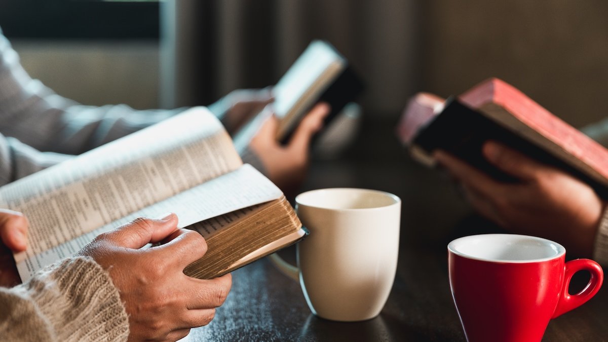 bibles-coffee.jpg