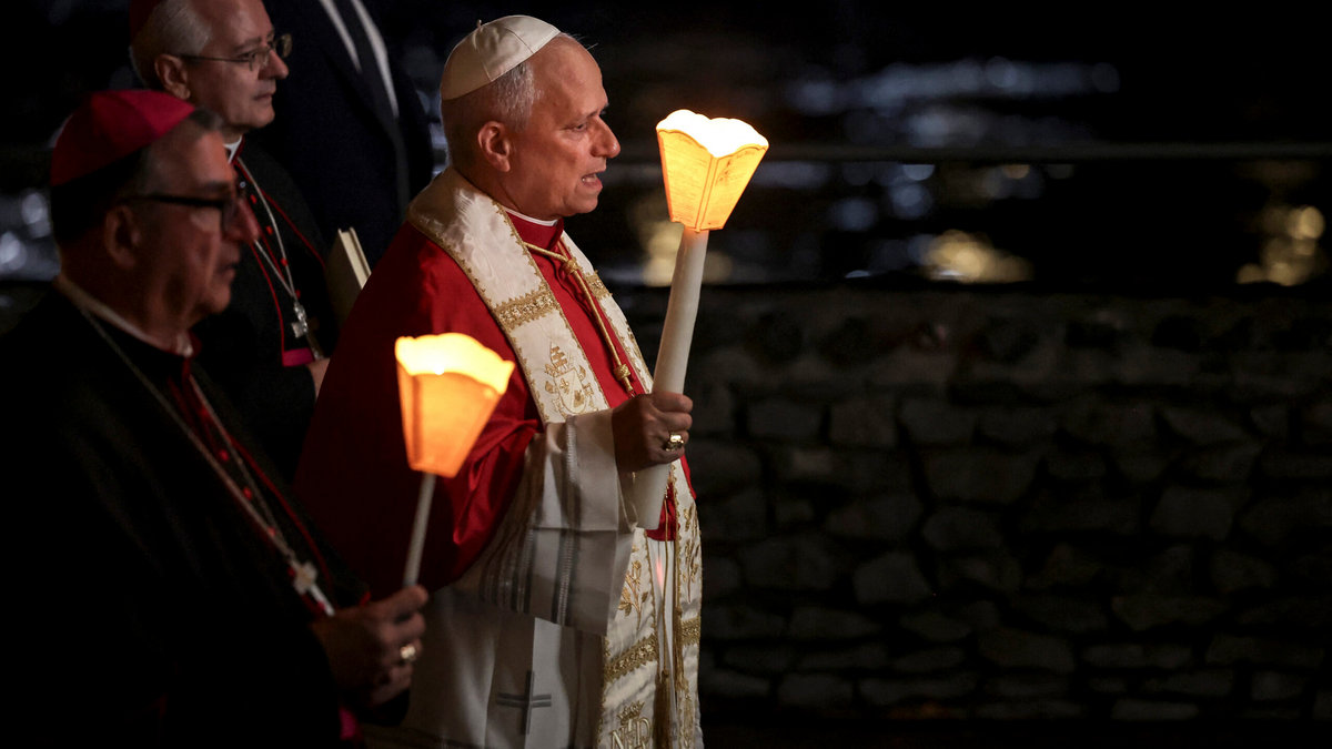 pope-leo-xiv-torchlight-procession-following-rosary-prayer-shrine-our-lady-lourdes-france-september-27-2026