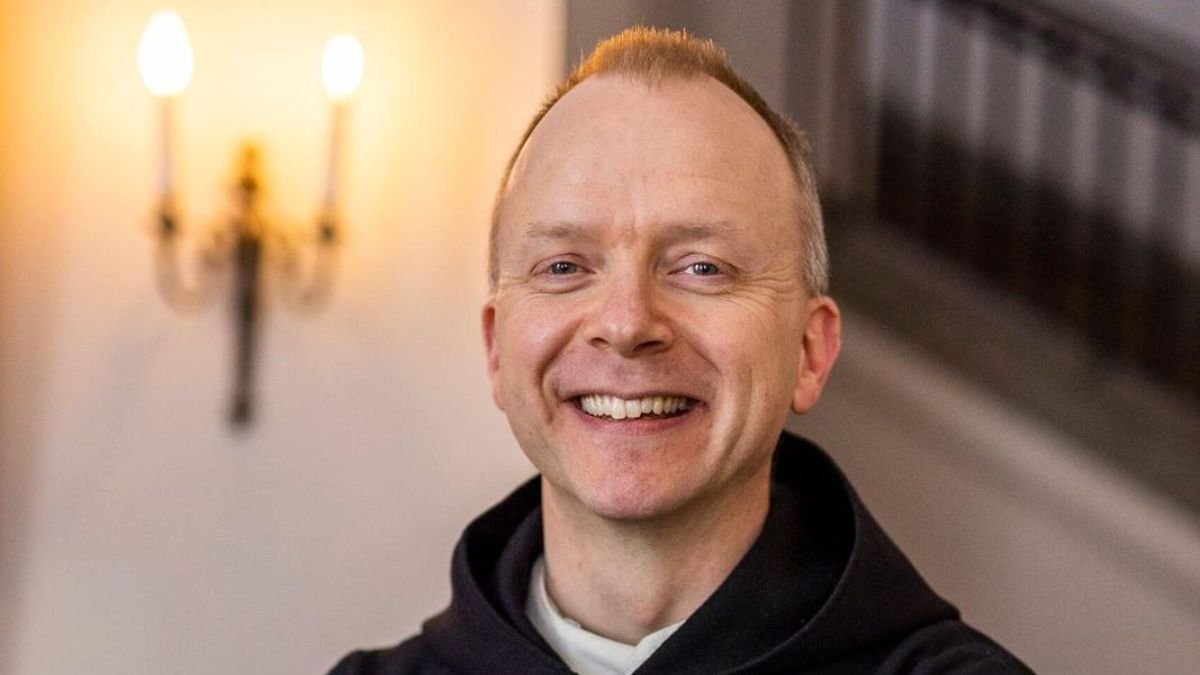 MGR-ERIK-VARDEN.jpg