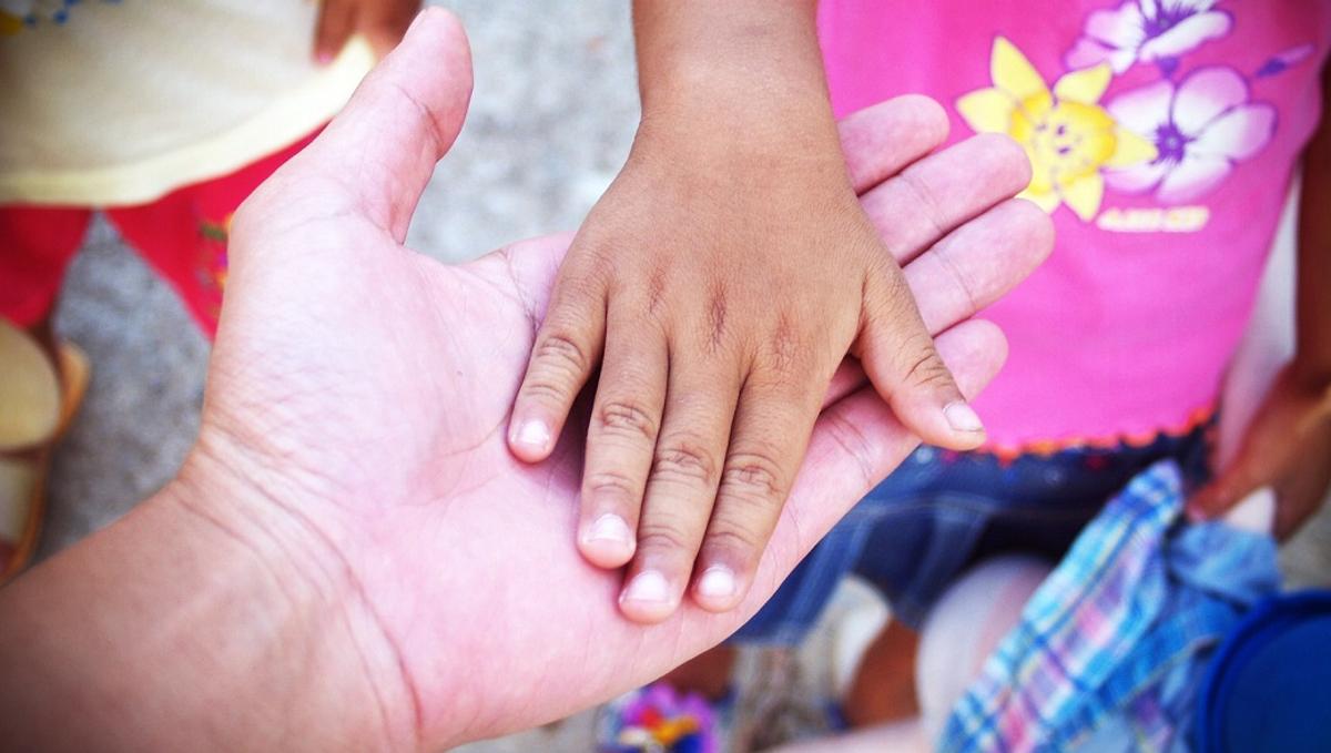 HANDS