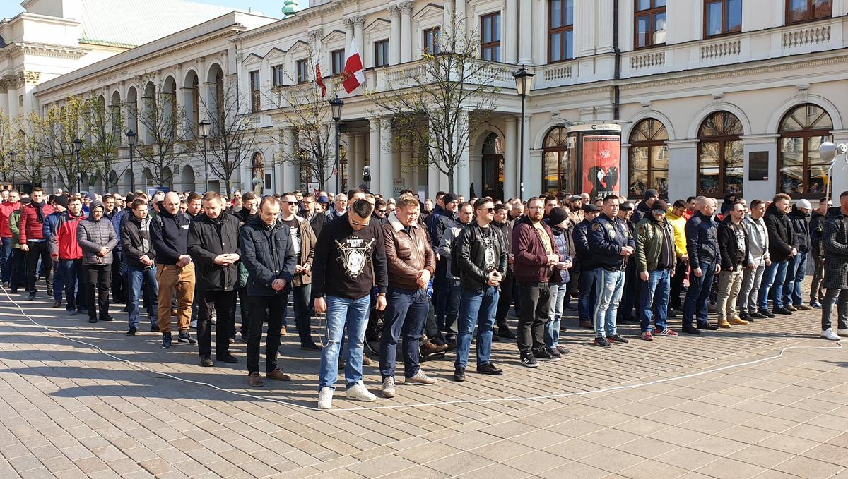 MAN,ROSARY,WARSAW,POLAND