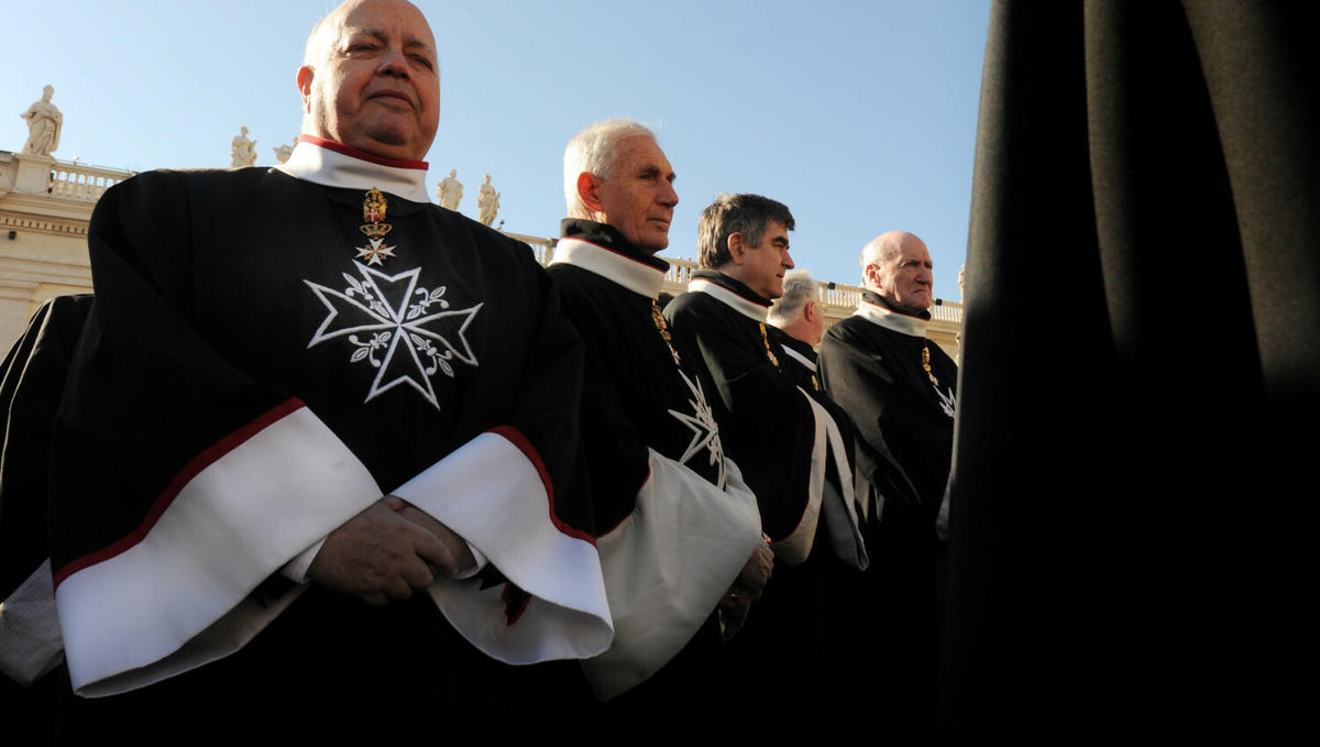 Rycerze zakonu maltańskiego w Watykanie
