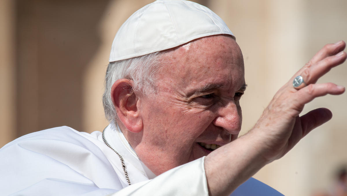 Pope-Francis-general-audience-Antoine-Mekry-ALETEIA